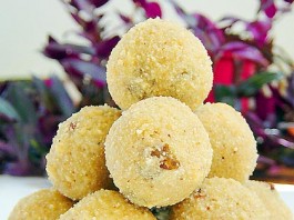 Rava (Suji) Ladoo